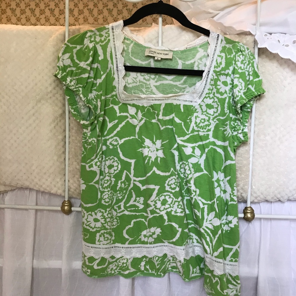 Cute tee